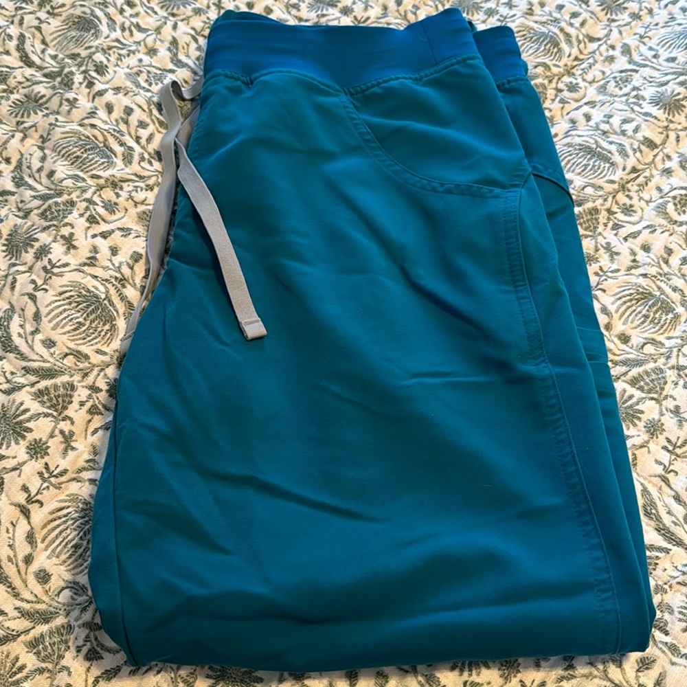 Figs Kade Cargo Teal